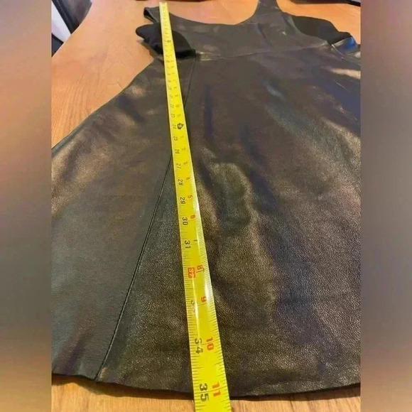 Lou Andrea Black Leather Dress V Neck Fit & Flare Short Mini Soft Lamb 40 M 8 - Picture 10 of 15